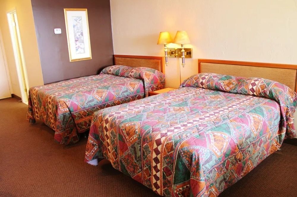Motel Castille Roberval Eksteriør billede